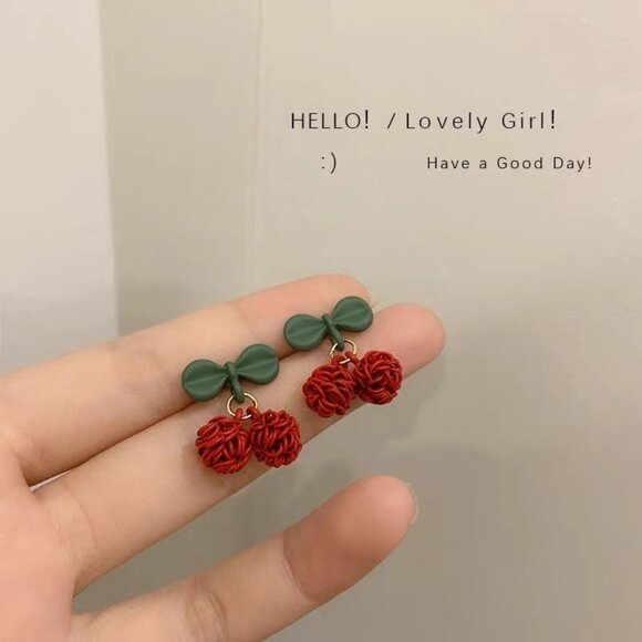 Jewelry - S925 silver post earrings